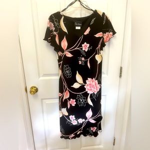 Women’s Floral dress.  Size 12